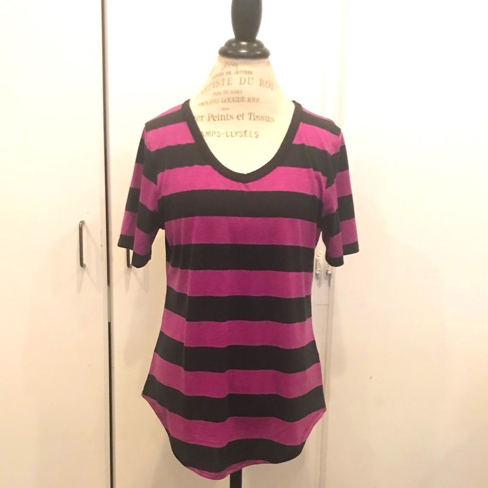 NEW - LulaRoe shirt